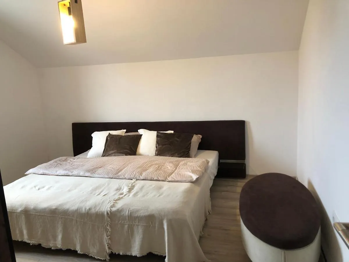 Garden House Apartment Kranj